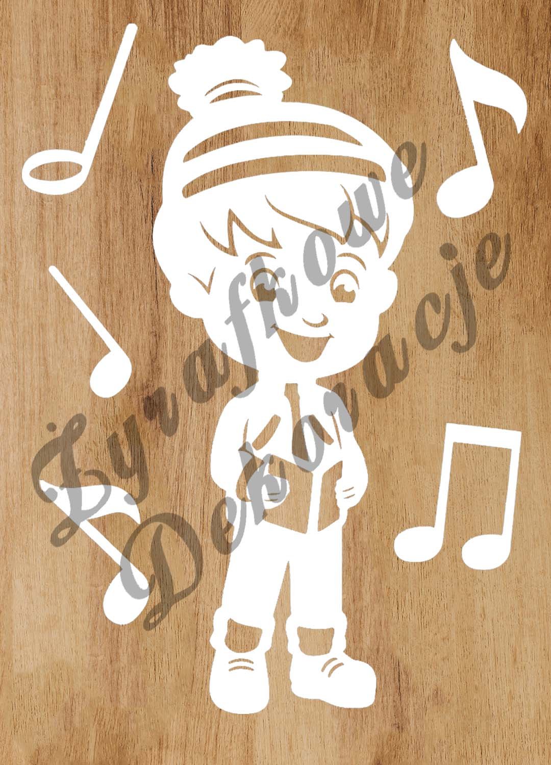 Chłopiec śpiewający kolędy biały